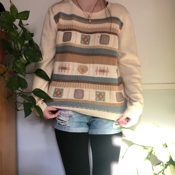 VINTAGE Sweater with shoulder pads 🌼 - Picture 3 of 5